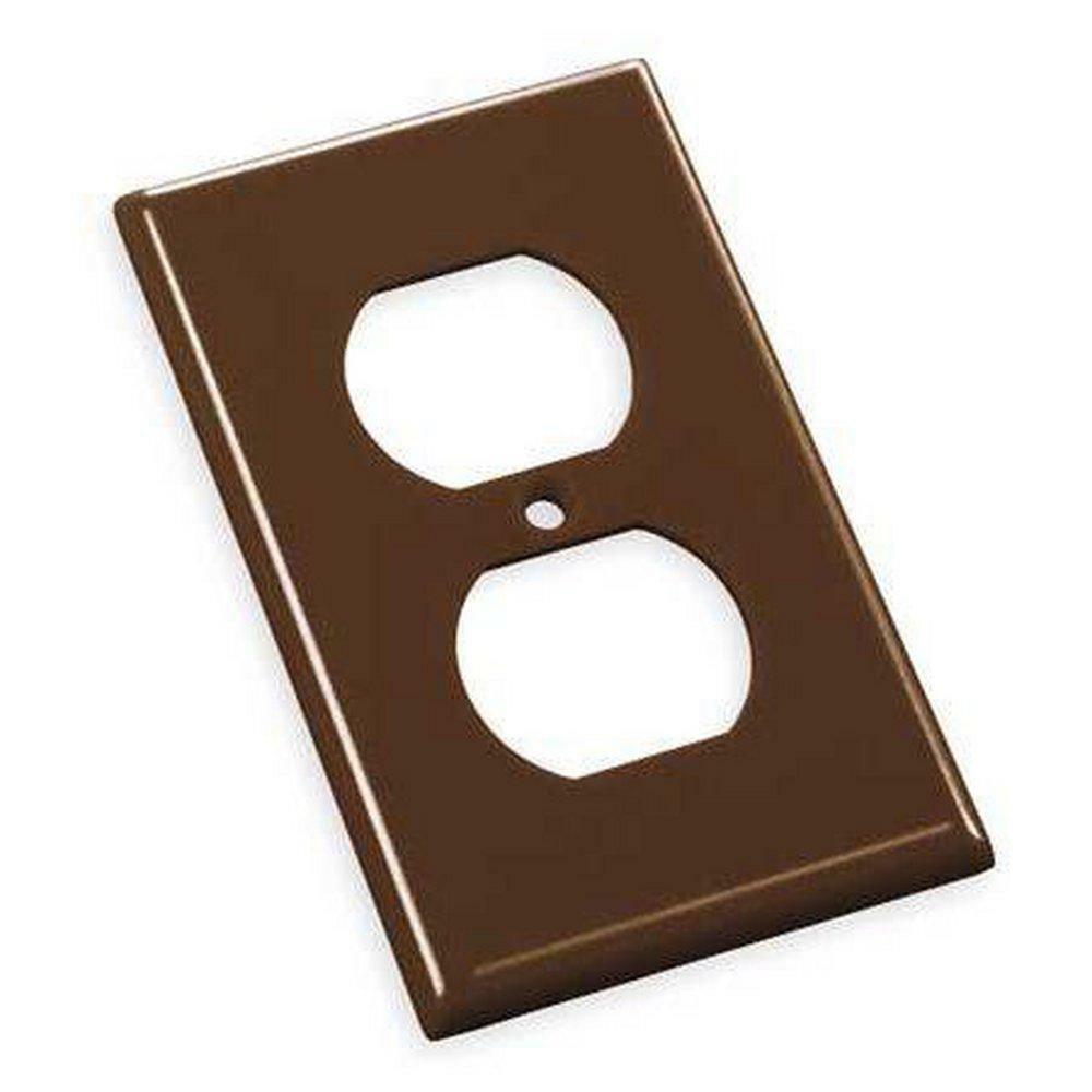 1-Gang Receptacle Thermoset Nylon Wall Plate In Brown Indoor Lighting Parts & Accessories Brown